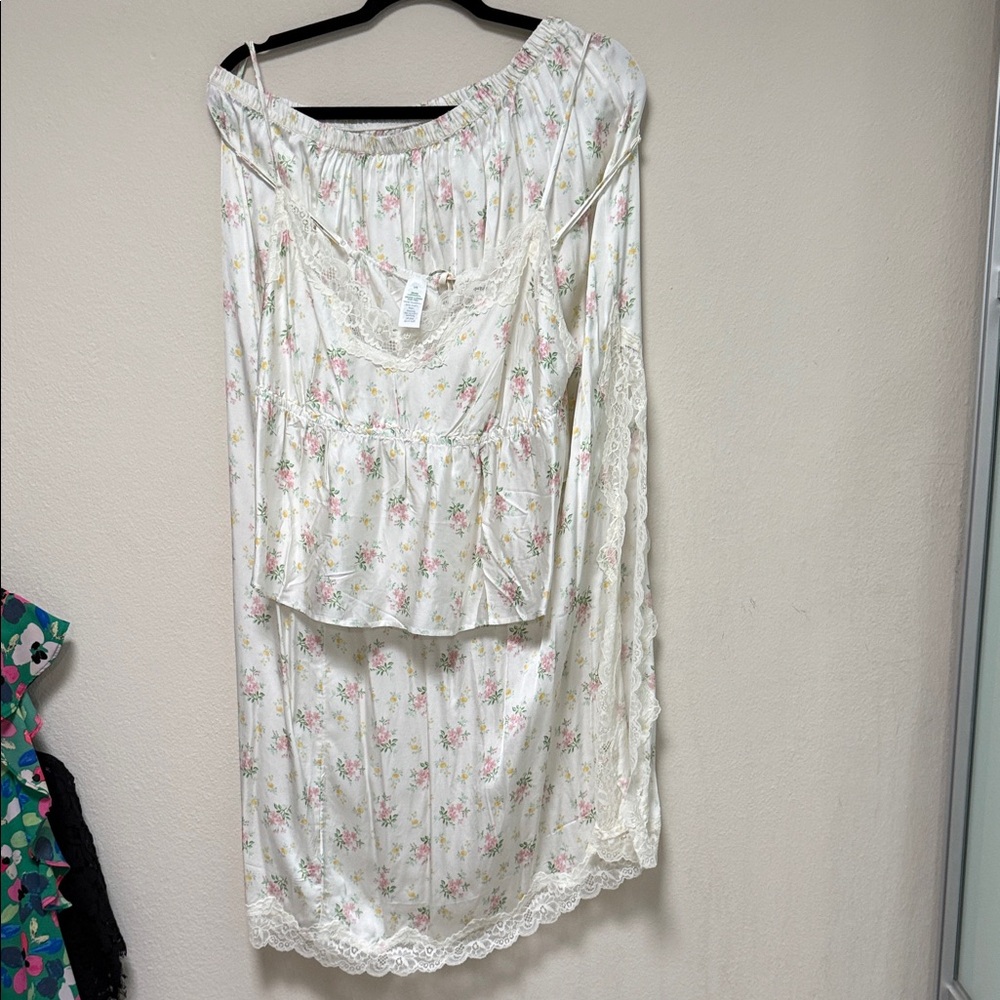 aerie *rare* Cream Floral Skirt Set with Lace Trim L